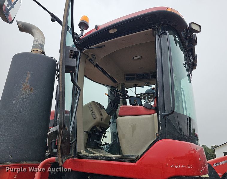 image for item DQ1148 2013 Case IH 550 Quadtrac  4WD tractor