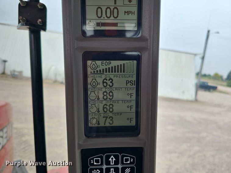 image for item DQ1148 2013 Case IH 550 Quadtrac  4WD tractor