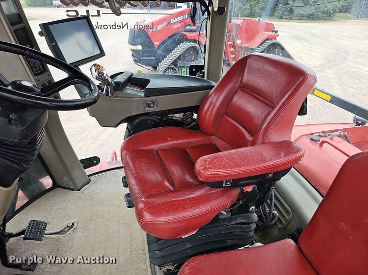 image for item DQ1148 2013 Case IH 550 Quadtrac  4WD tractor