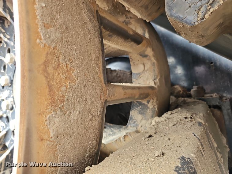 image for item DQ1148 2013 Case IH 550 Quadtrac  4WD tractor