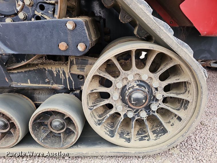 image for item DQ1148 2013 Case IH 550 Quadtrac  4WD tractor