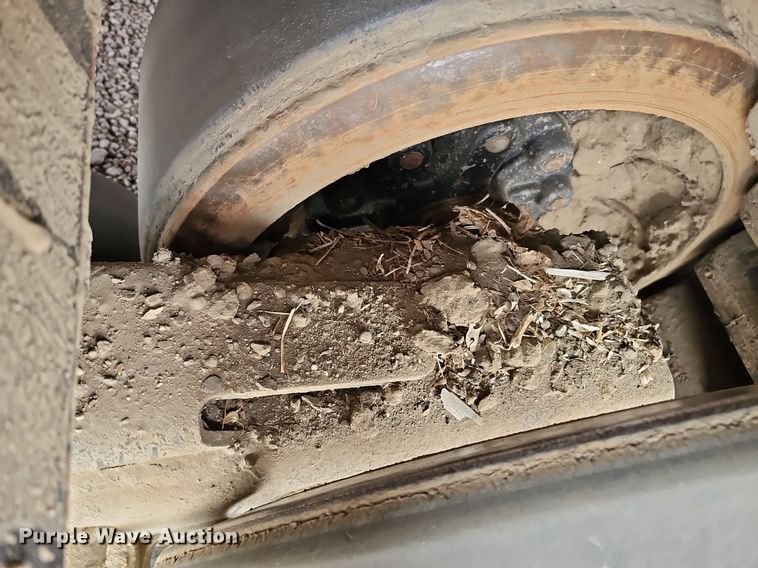 image for item DQ1148 2013 Case IH 550 Quadtrac  4WD tractor