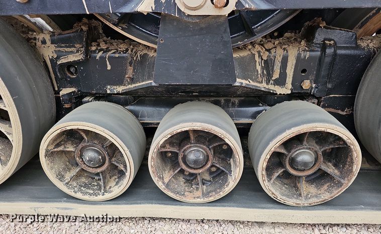 image for item DQ1148 2013 Case IH 550 Quadtrac  4WD tractor