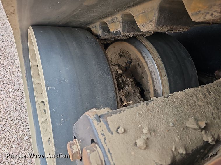 image for item DQ1148 2013 Case IH 550 Quadtrac  4WD tractor