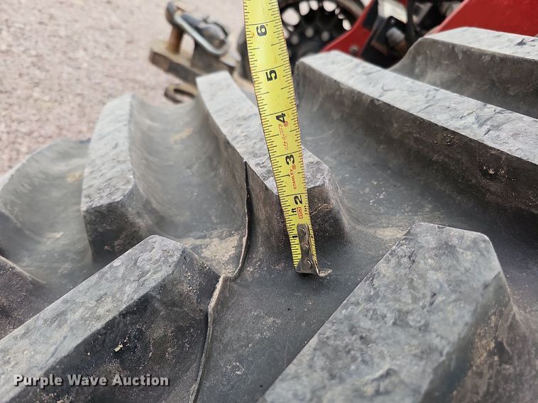 image for item DQ1148 2013 Case IH 550 Quadtrac  4WD tractor