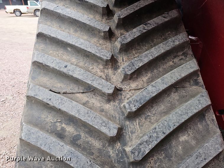 image for item DQ1148 2013 Case IH 550 Quadtrac  4WD tractor