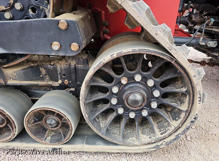 image for item DQ1148 2013 Case IH 550 Quadtrac  4WD tractor