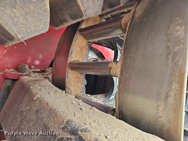 image for item DQ1148 2013 Case IH 550 Quadtrac  4WD tractor