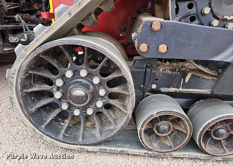 image for item DQ1148 2013 Case IH 550 Quadtrac  4WD tractor