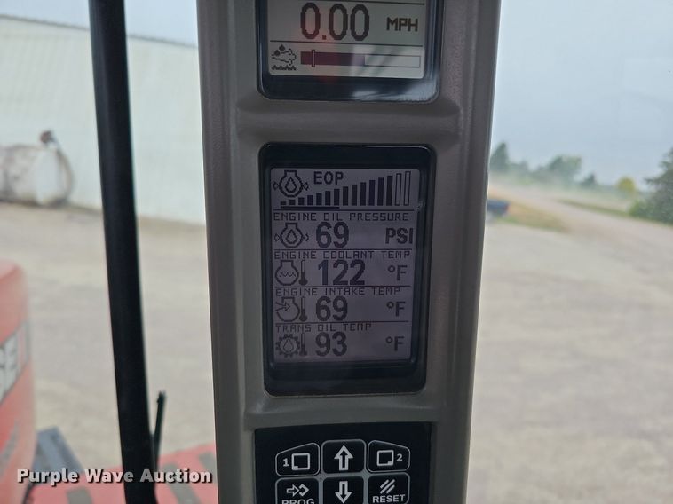 image for item DQ1149 2012 Case IH 500 Quadtrac  4WD tractor