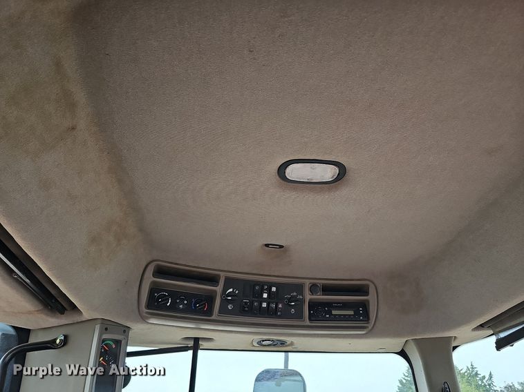 image for item DQ1149 2012 Case IH 500 Quadtrac  4WD tractor