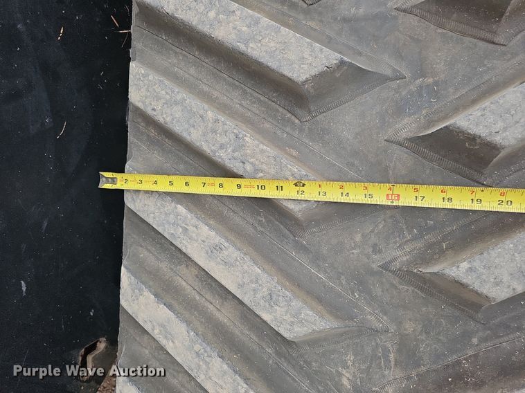 image for item DQ1149 2012 Case IH 500 Quadtrac  4WD tractor