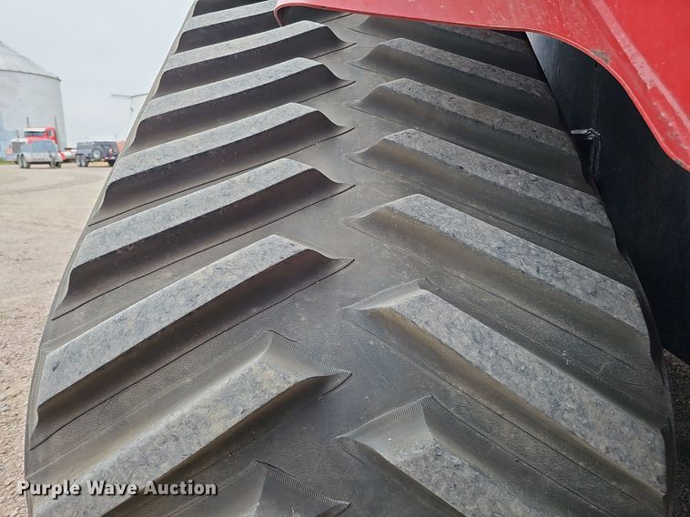 image for item DQ1149 2012 Case IH 500 Quadtrac  4WD tractor