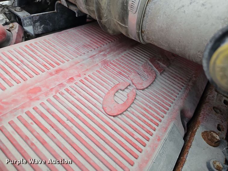 image for item DQ1198 2014 International  ProStar+ semi truck