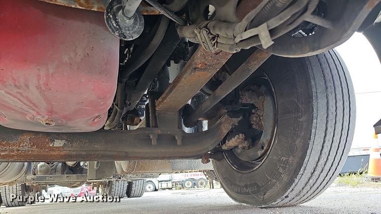 image for item DQ1198 2014 International  ProStar+ semi truck