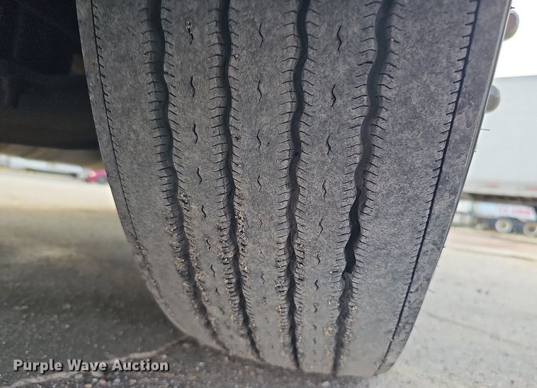 image for item DQ1198 2014 International  ProStar+ semi truck