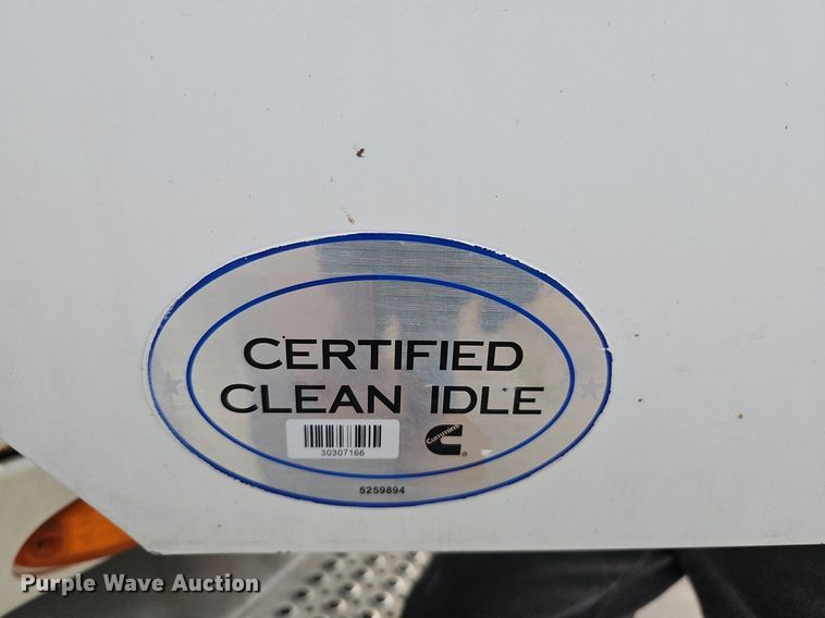 image for item DQ1198 2014 International  ProStar+ semi truck