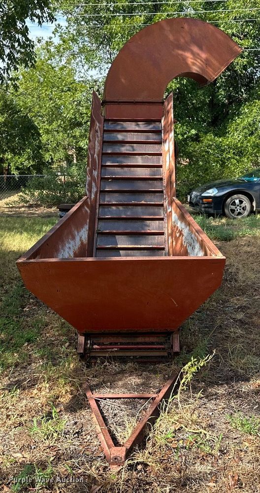 image for item DQ1432 Savage 2400  pecan cleaner