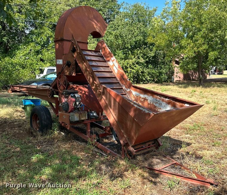 image for item DQ1432 Savage 2400  pecan cleaner
