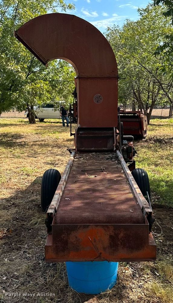 image for item DQ1432 Savage 2400  pecan cleaner