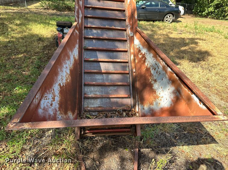 image for item DQ1432 Savage 2400  pecan cleaner