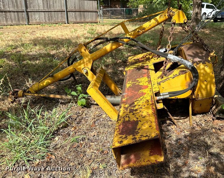 image for item DQ1434 Tree Shaker