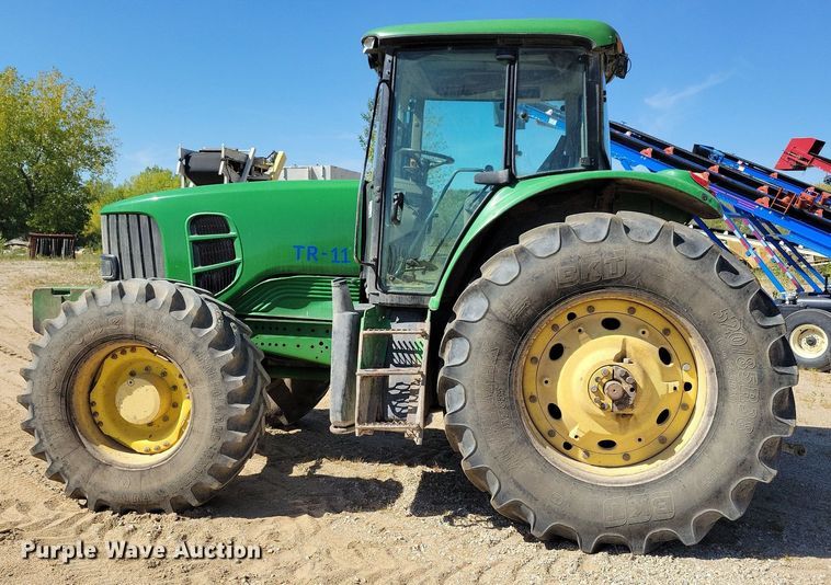 image for item DR5595 2010 John Deere 7330  MFWD tractor