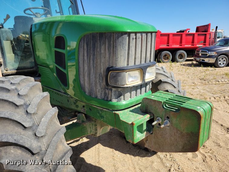 image for item DR5595 2010 John Deere 7330  MFWD tractor