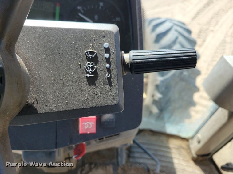 image for item DR5595 2010 John Deere 7330  MFWD tractor