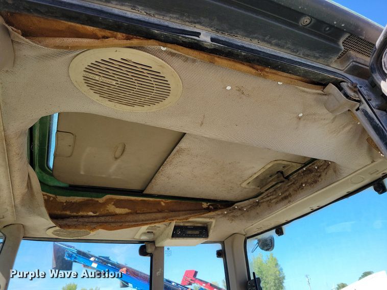 image for item DR5595 2010 John Deere 7330  MFWD tractor