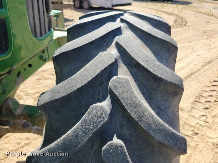 image for item DR5595 2010 John Deere 7330  MFWD tractor