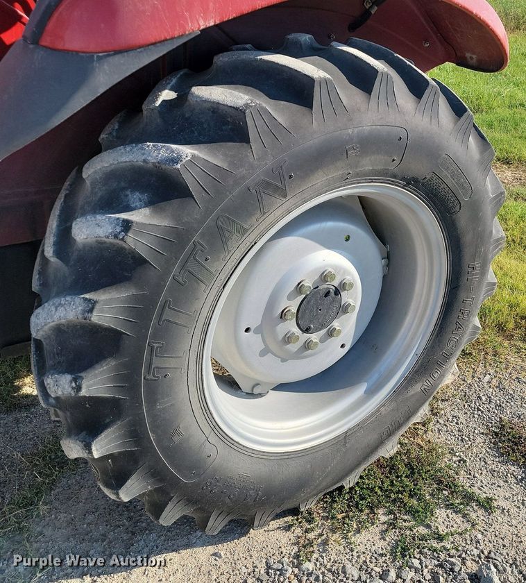 image for item JE9530 2007 Case IH JX60  tractor