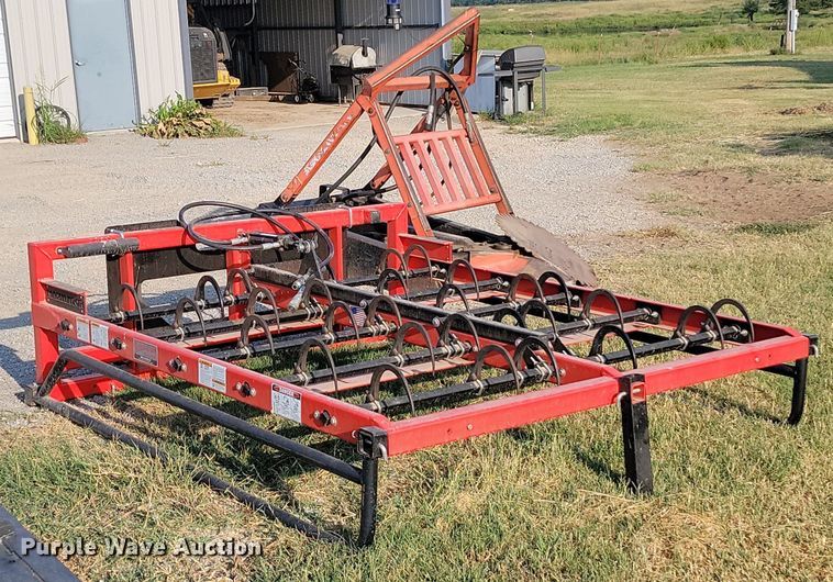 image for item JE9545 Maxilator MXE  skid steer bale accumulator grapple