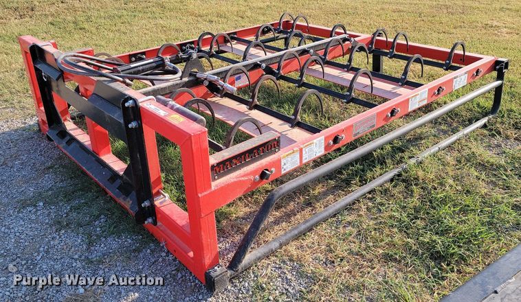 image for item JE9545 Maxilator MXE  skid steer bale accumulator grapple