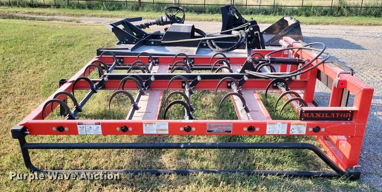 image for item JE9545 Maxilator MXE  skid steer bale accumulator grapple