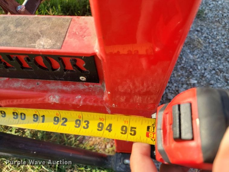 image for item JE9545 Maxilator MXE  skid steer bale accumulator grapple