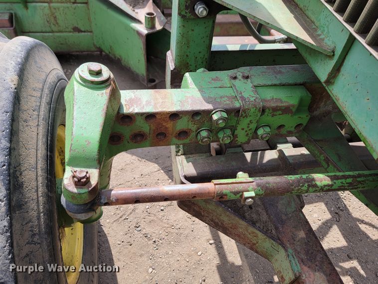 image for item KS9155 1973 John Deere 4630  tractor