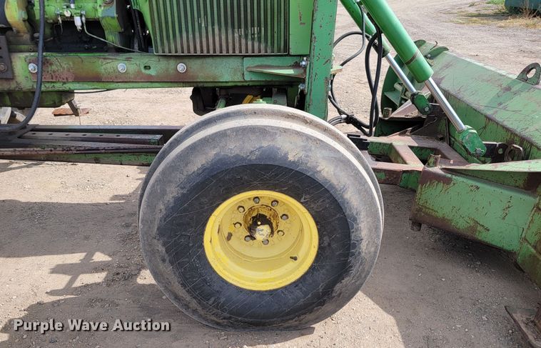 image for item KS9155 1973 John Deere 4630  tractor