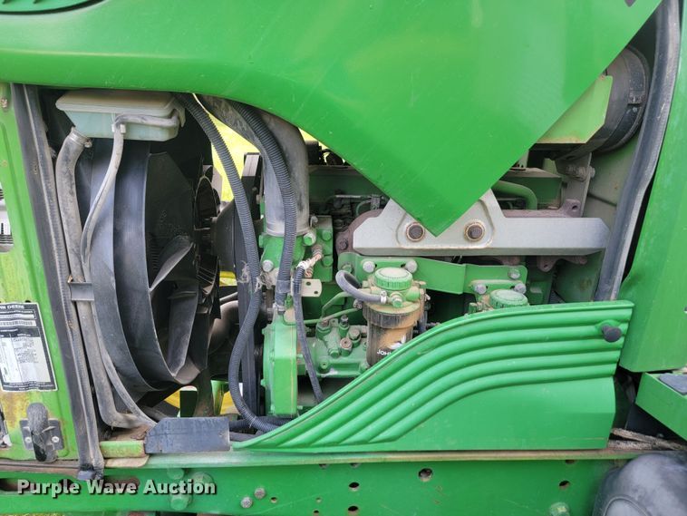 image for item KS9156 2006 John Deere 6415  MFWD tractor