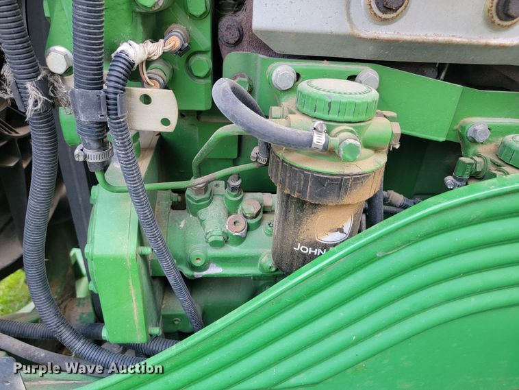 image for item KS9156 2006 John Deere 6415  MFWD tractor