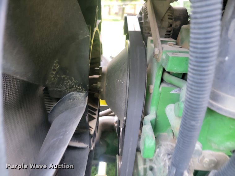 image for item KS9156 2006 John Deere 6415  MFWD tractor