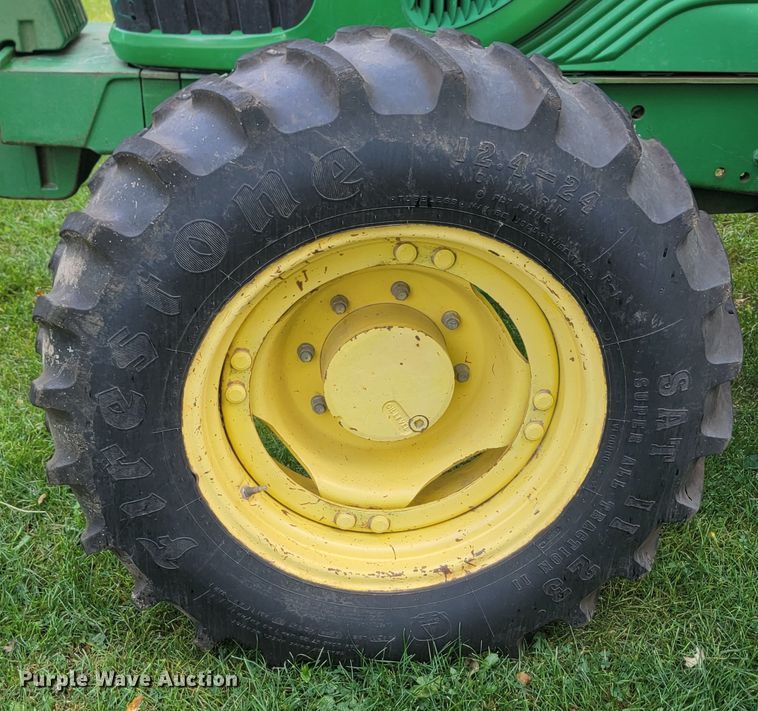 image for item KS9156 2006 John Deere 6415  MFWD tractor