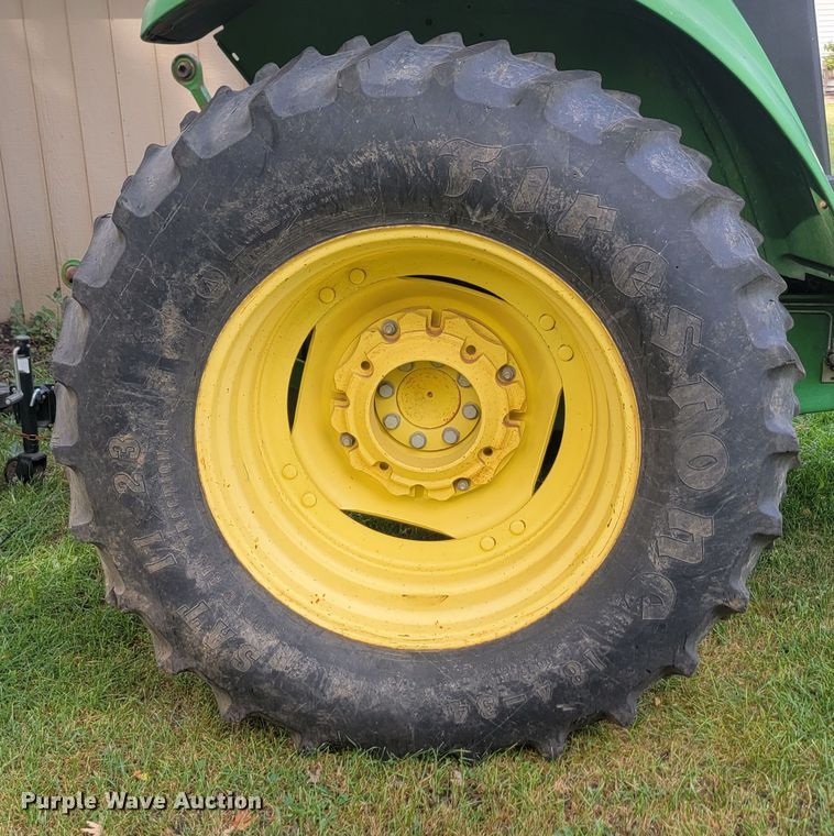 image for item KS9156 2006 John Deere 6415  MFWD tractor