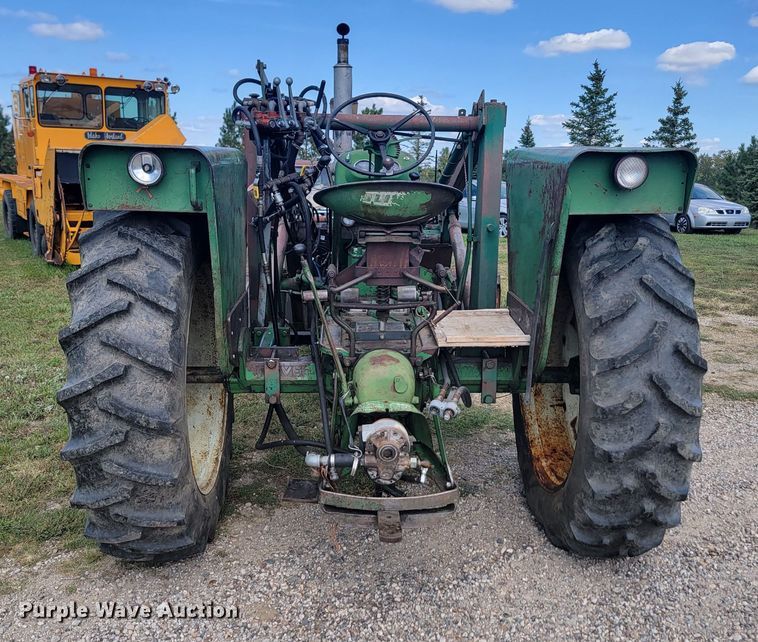 image for item KS9158 1958 Oliver 880  tractor