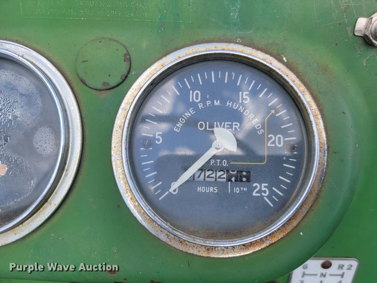 image for item KS9158 1958 Oliver 880  tractor