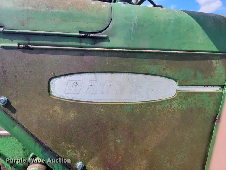 image for item KS9158 1958 Oliver 880  tractor