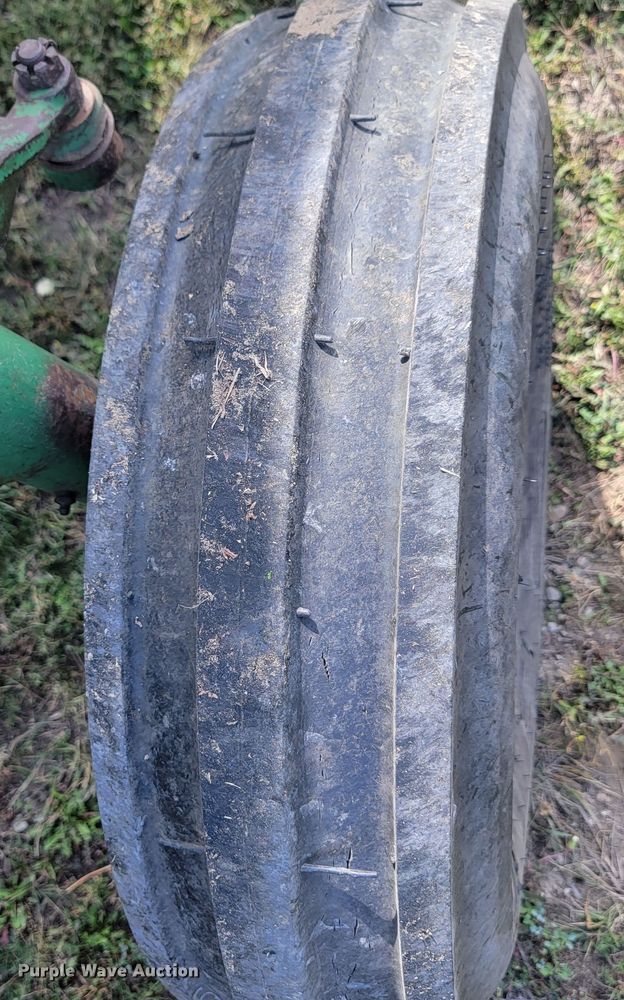 image for item KS9158 1958 Oliver 880  tractor