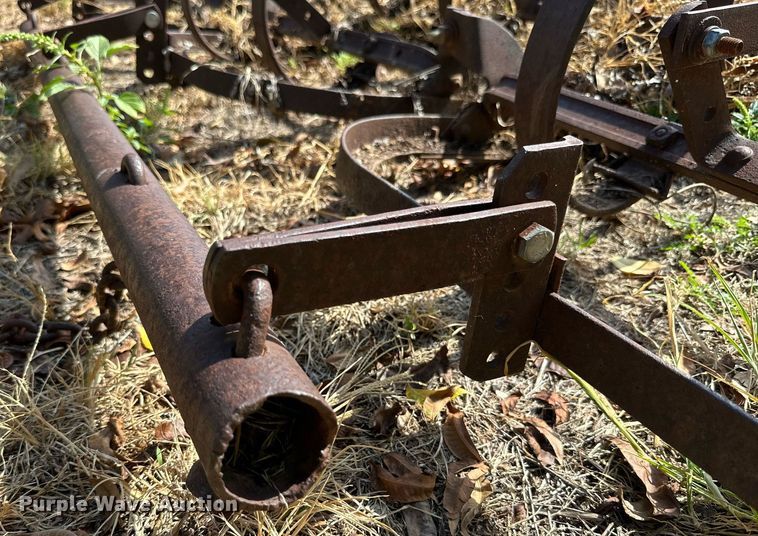 image for item KX9760 Spring tooth harrow