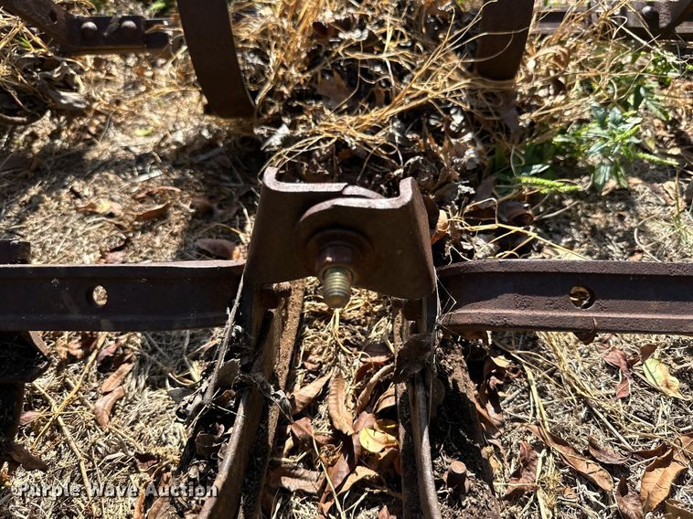 image for item KX9760 Spring tooth harrow