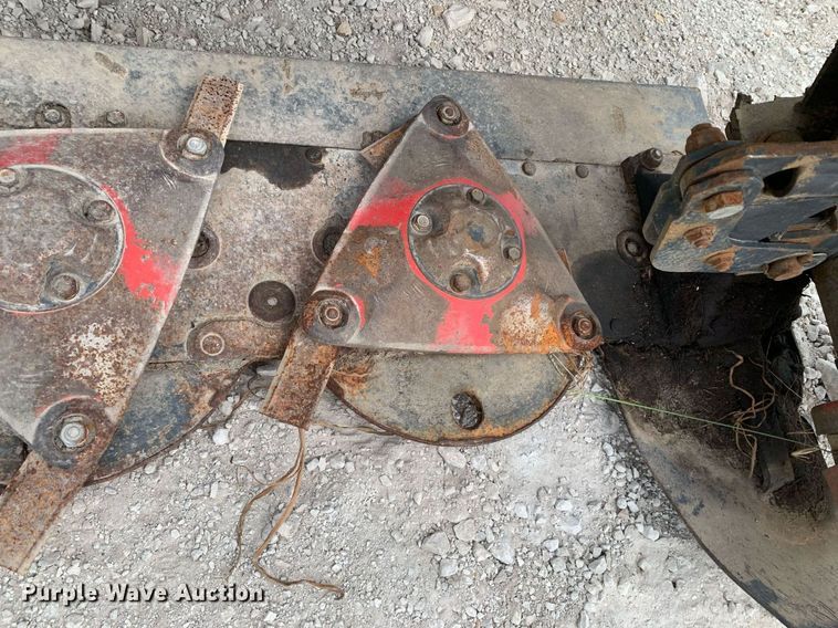 image for item LH9778 Kverneland Group CM2400 disc mower